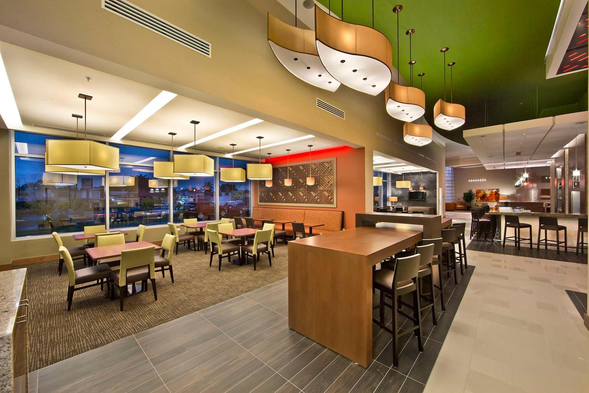Hyatt Place Баямон Экстерьер фото